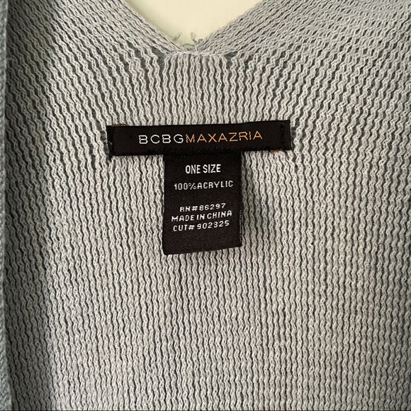 BCBG Maxazria Fringe Wrap  One Size Fits All Blue - Picture 5 of 11